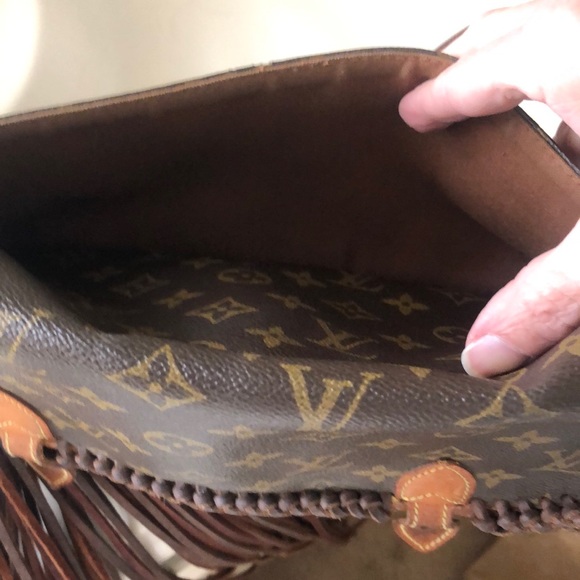 Vintage Boho Fringe Authentic Louis Vuitton Purse - Picture 8 of 15